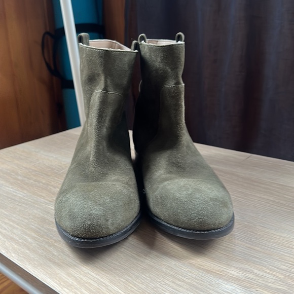 Booties - Picture 2 of 4